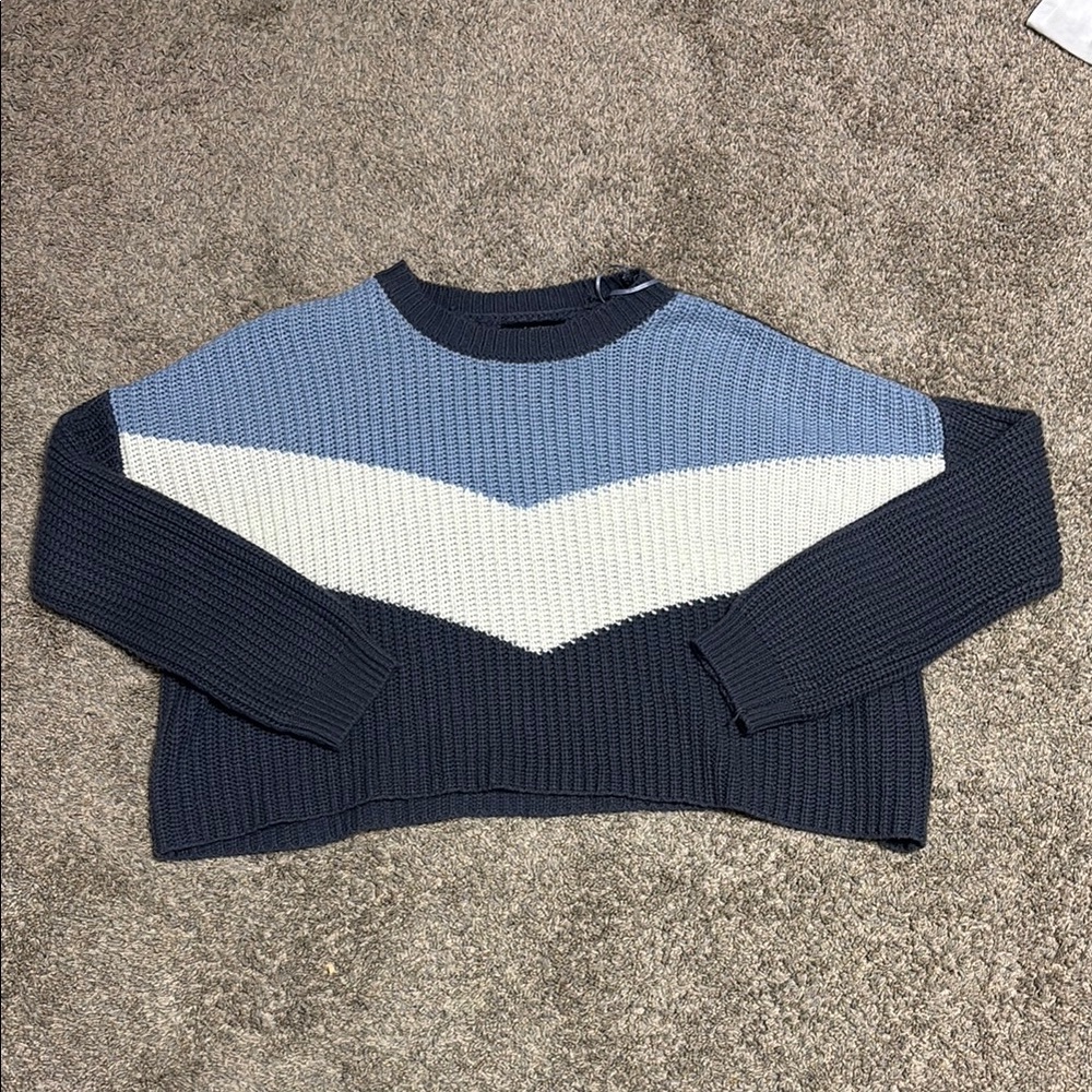 Moon & Madison Gray and Light Blue Knit Sweater